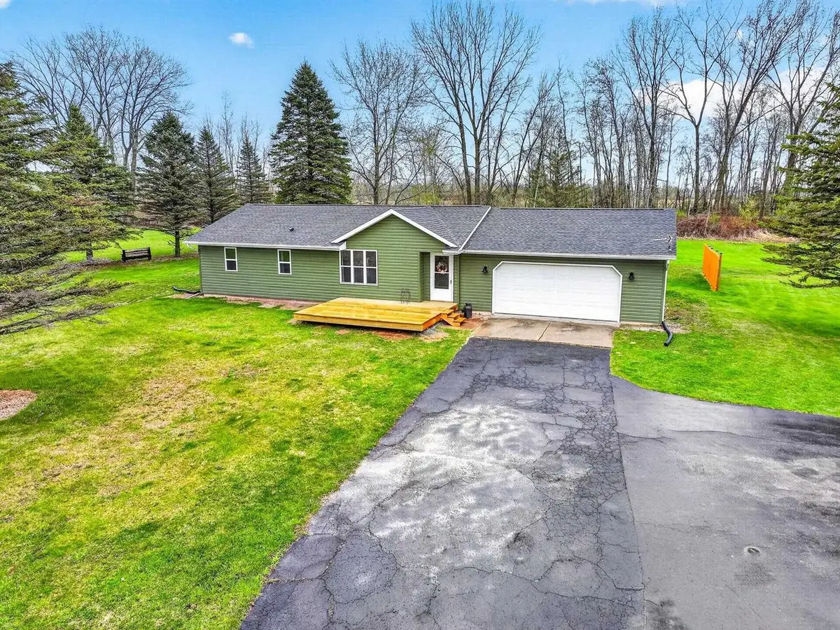 W3903 ADOLPH ROAD, Seymour, WI 54165 - #1