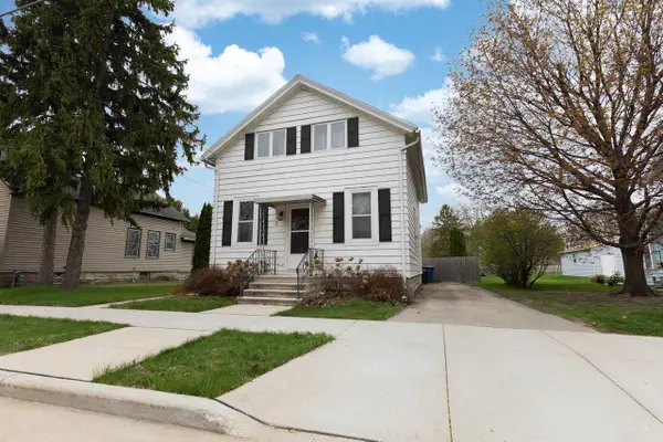 333 ROSALIA STREET, Oshkosh, WI 54901