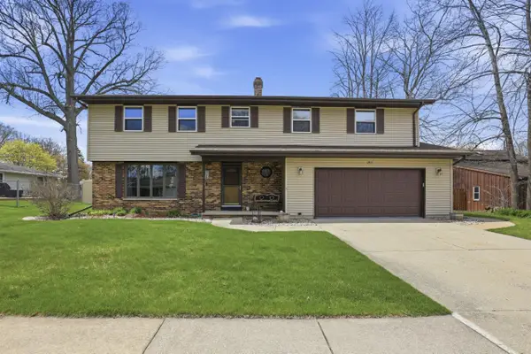 2511 S CARPENTER STREET, Appleton, WI 54915
