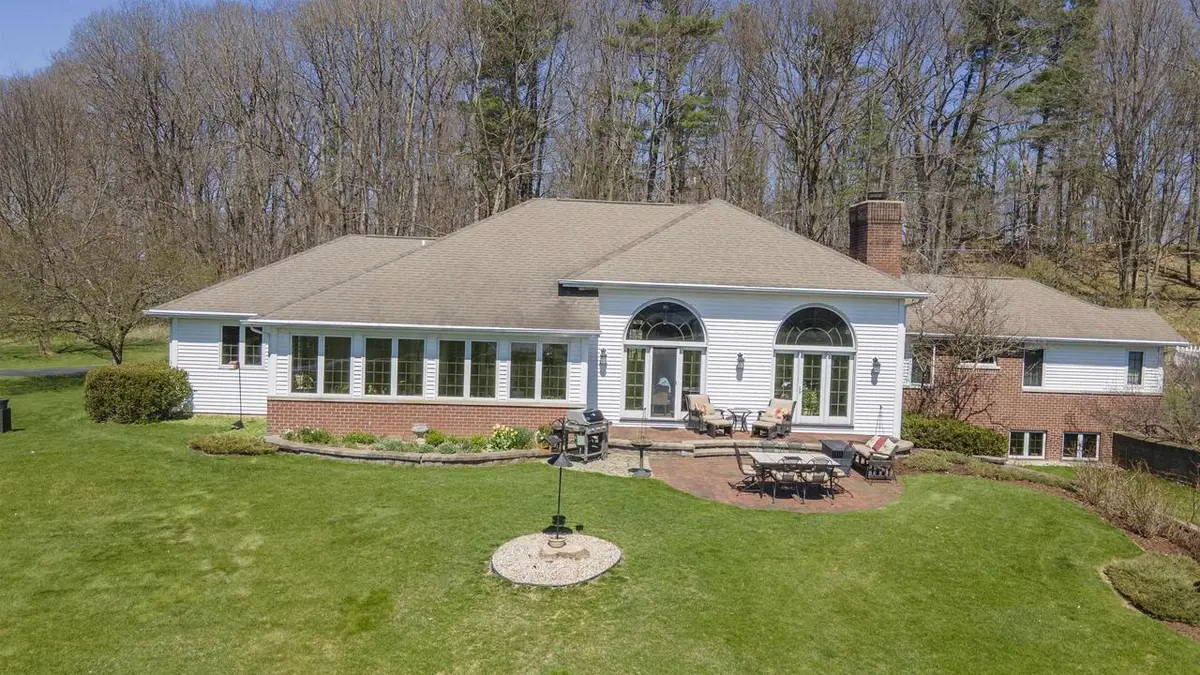 N4655 QUINTESSENCE COURT, New London, WI 54961 - #1