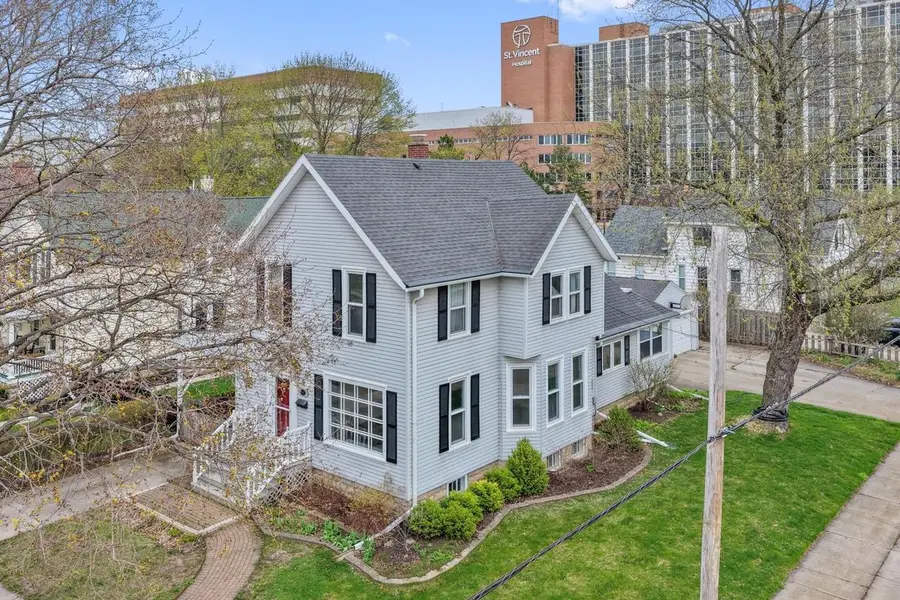 839 S JACKSON STREET, Green Bay, WI 54301 - #2