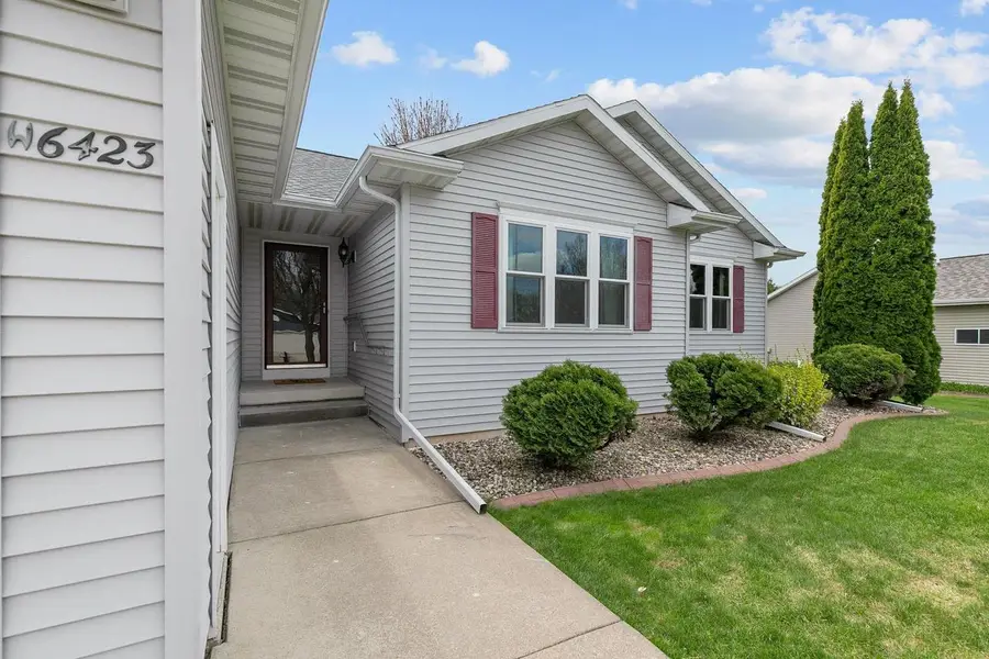 W6423 BOONESBOROUGH DRIVE, Greenville, WI 54942 - #2