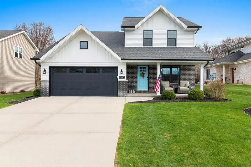 1108 HEYERDAHL HEIGHTS, Hobart, WI 54115 - #1
