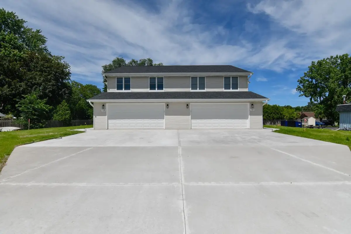 735 HOFFMAN ROAD, Green Bay, WI 54301 - #1