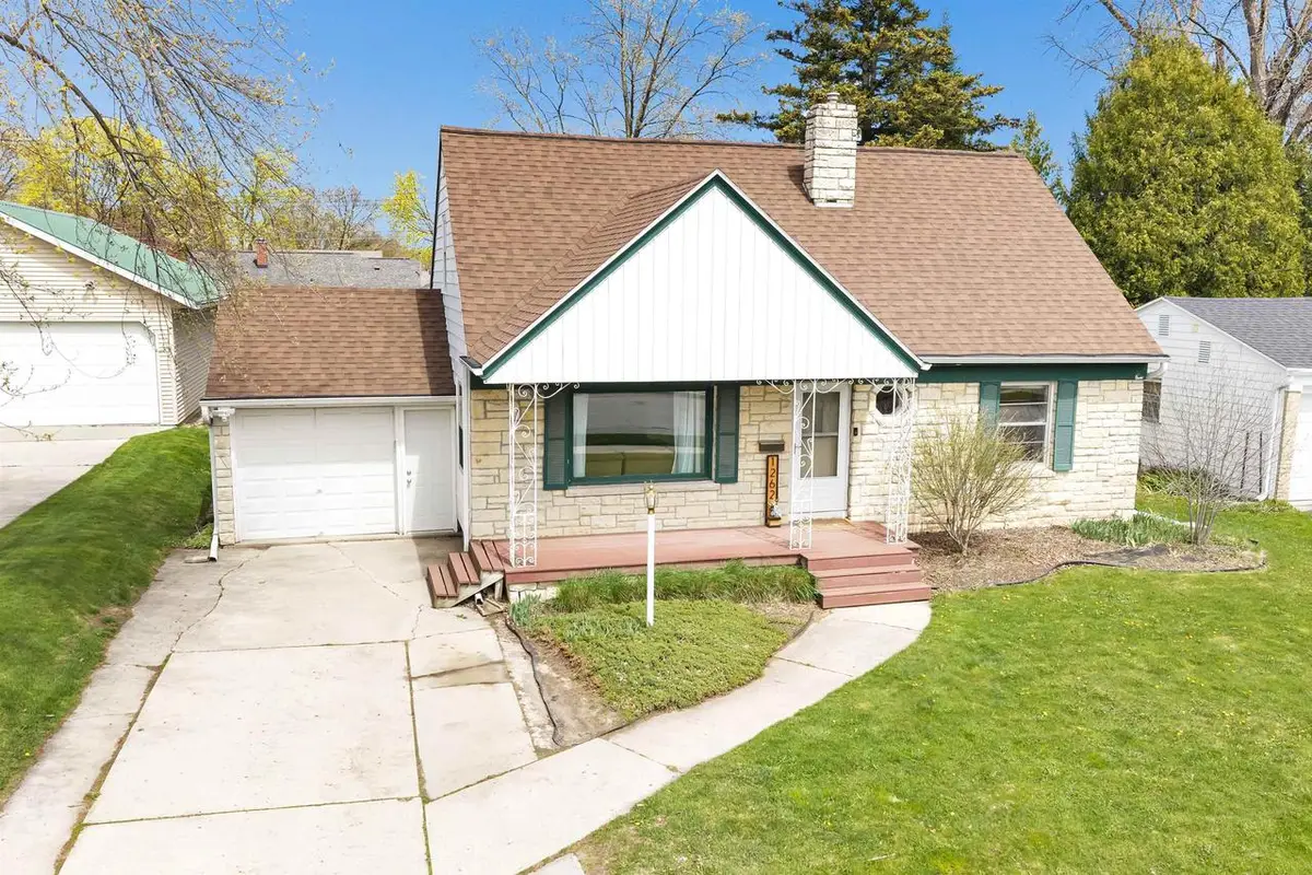 1262 RIDGEDALE COURT, Green Bay, WI 54304 - #1