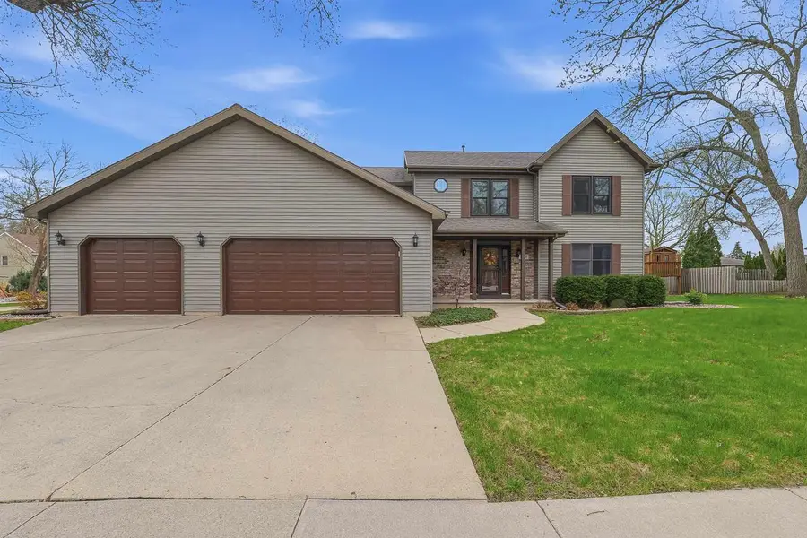 1630 MARICOPA DRIVE, Oshkosh, WI 54904 - #2
