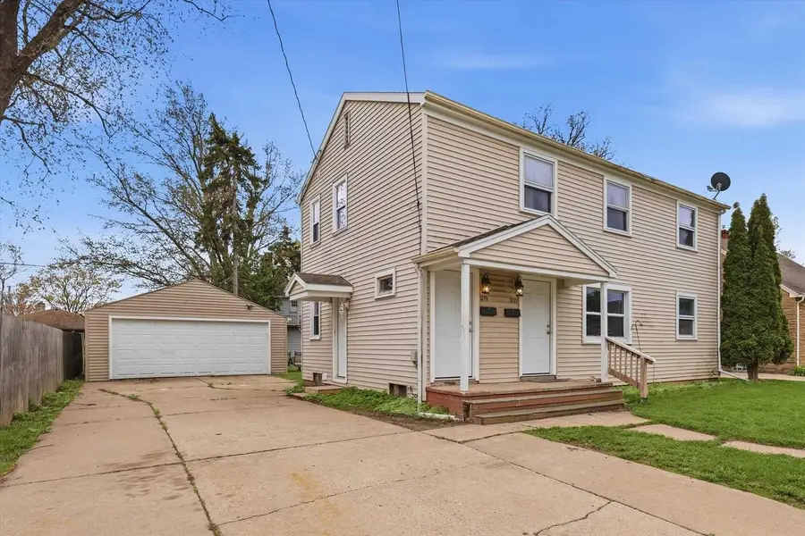1219 W PACKARD STREET, Appleton, WI 54914 - #2