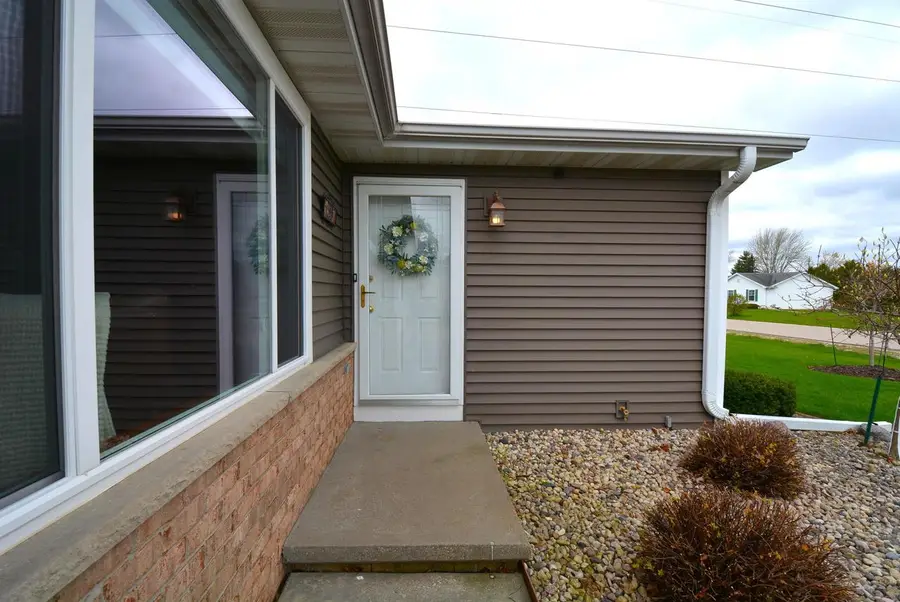 W5997 GARNET DRIVE, Appleton, WI 54915 - #3