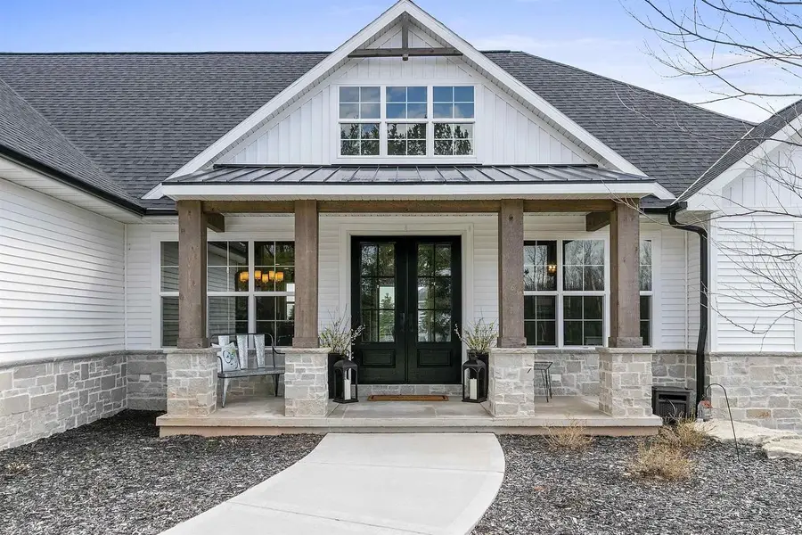 699 BLACKBERRY COURT, Oneida, WI 54155 - #2