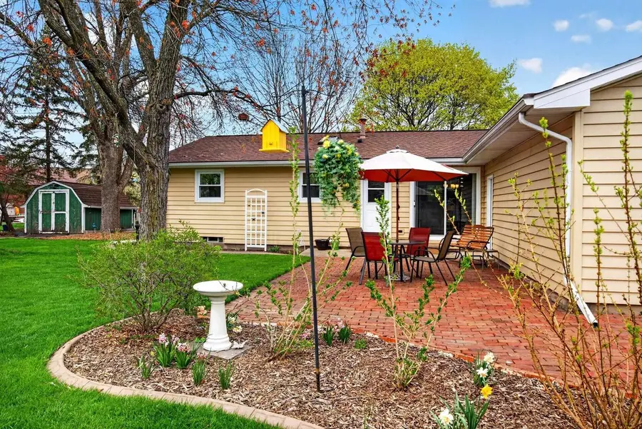 1296 LAKEVIEW LANE, Menasha, WI 54952 - #3