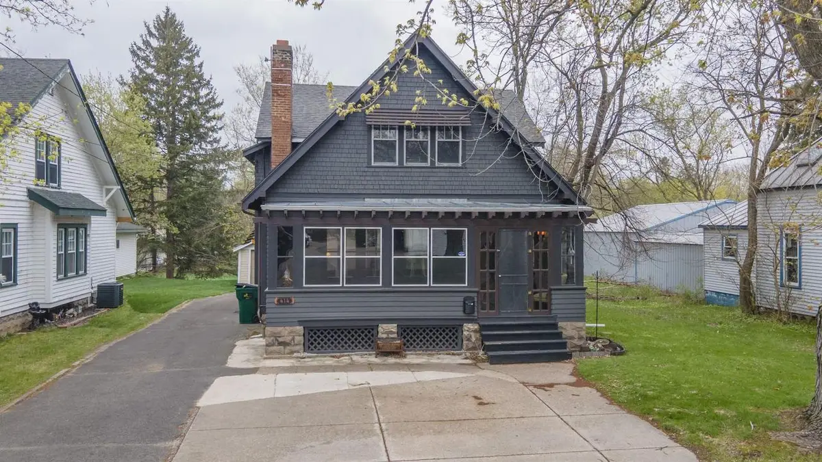 414 W FULTON STREET, Waupaca, WI 54981 - #1