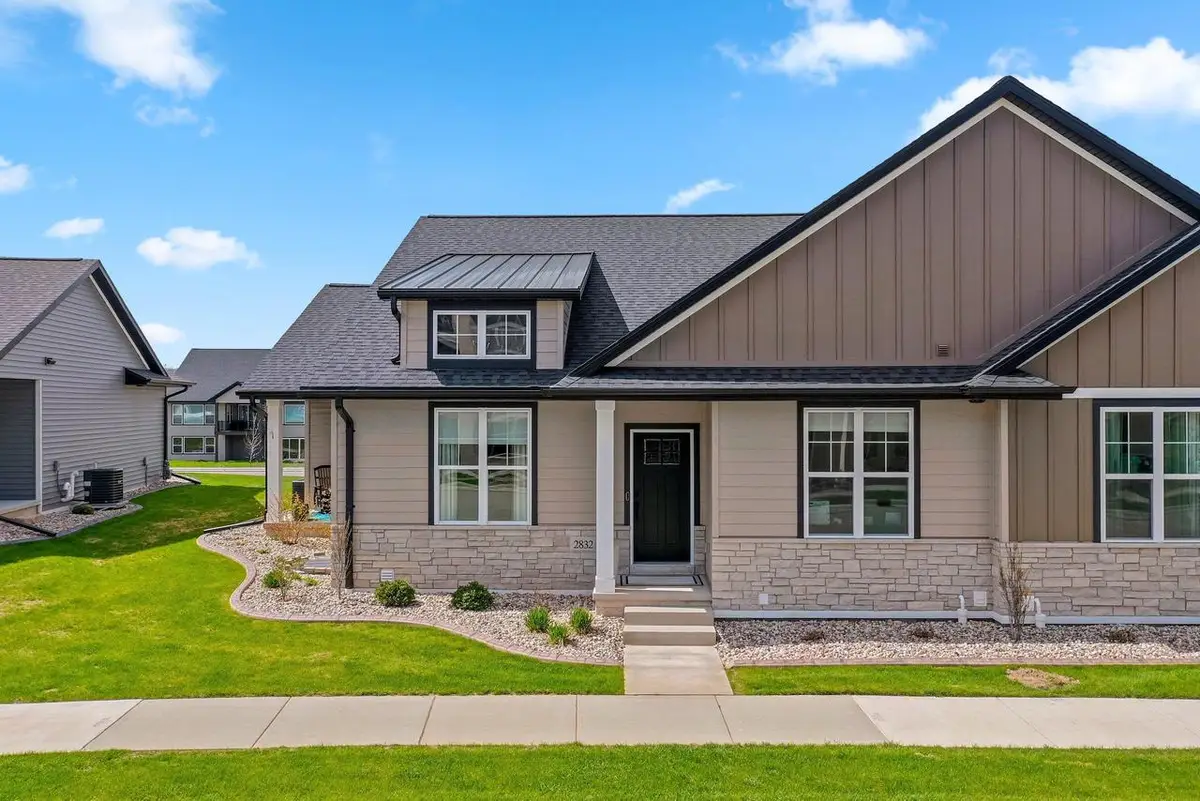 2832 ELM TREE HILL, Green Bay, WI 54313 - #1