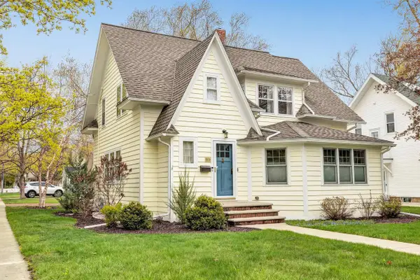801 LAWTON PLACE, De Pere, WI 54115