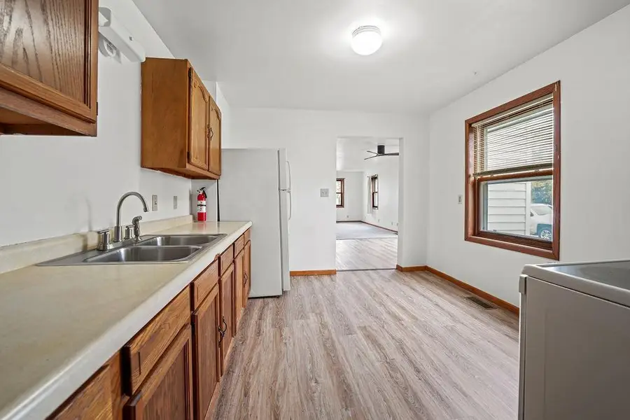 318 STERLING AVENUE, Oshkosh, WI 54901 - #3