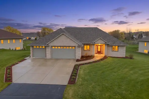 3663 HALF CROWN, De Pere, WI 54115