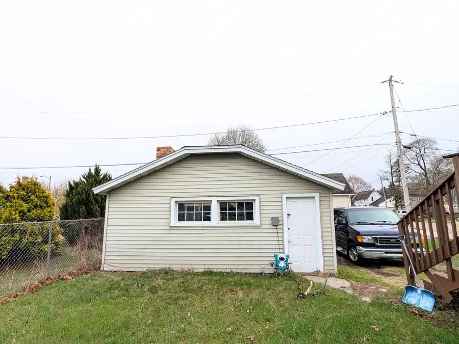 1417 11TH AVENUE, Menominee, MI 49858 - #3