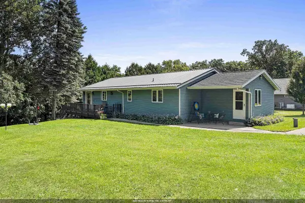 3502 IRISH TRAIL, Sturgeon Bay, WI 54345