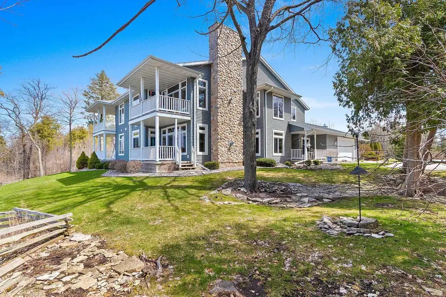 5323 SUNSET BLUFF DRIVE  #A, Green Bay, WI 54311 - #3