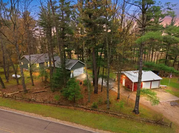 N6989 N COUNTY ROAD A, Weyauwega, WI 54983