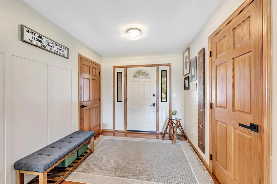 240 ALISON COURT, Wrightstown, WI 54180 - #2