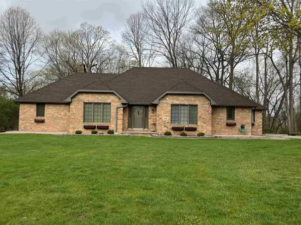 104 WULGAERT WAY, Combined Locks, WI 54113