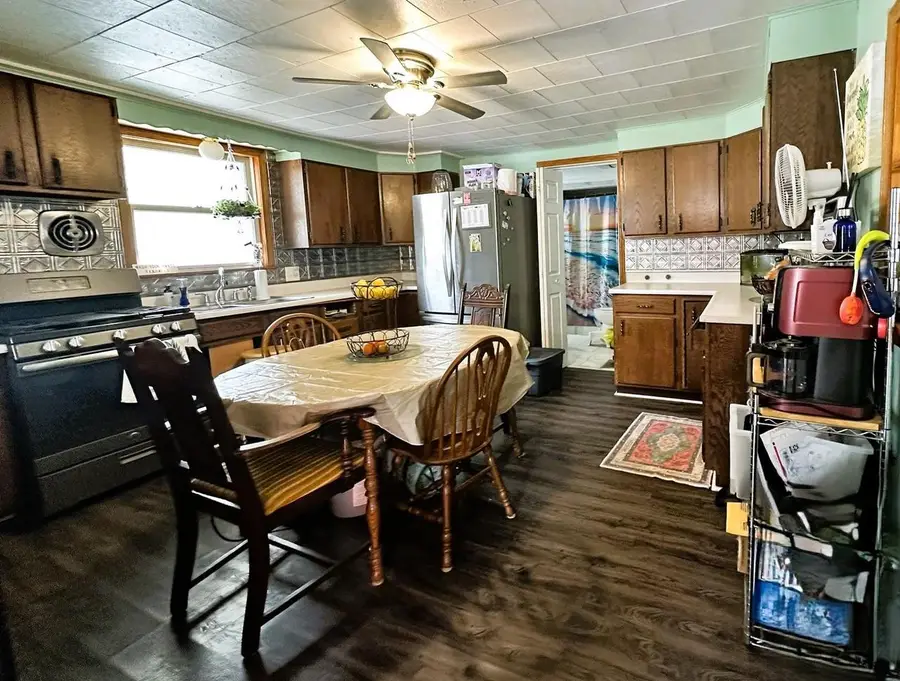 154 N LINCOLN AVENUE, Fond Du Lac, WI 54935 - #3