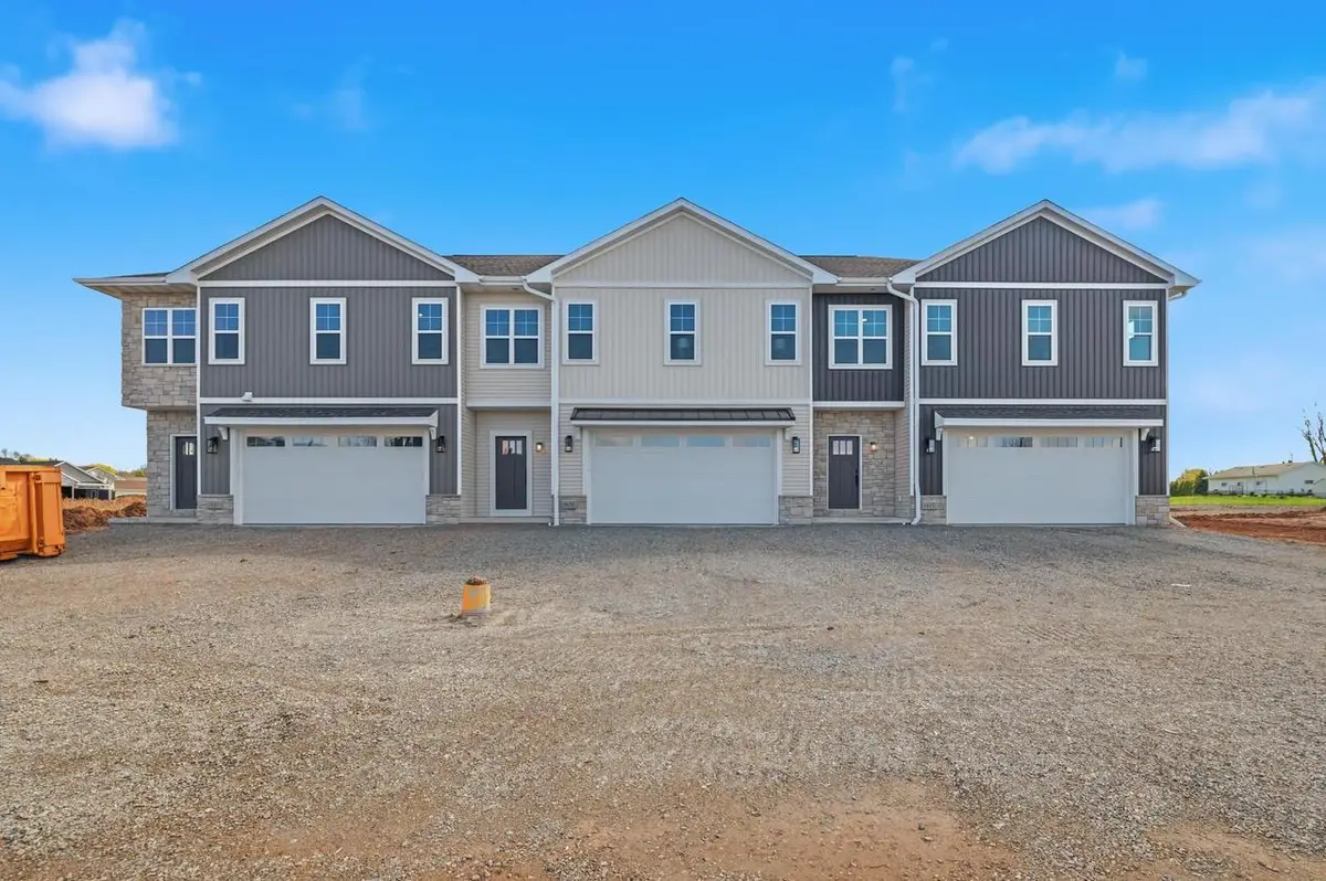 1821 SERVANT WAY, Green Bay, WI 54311 - #1
