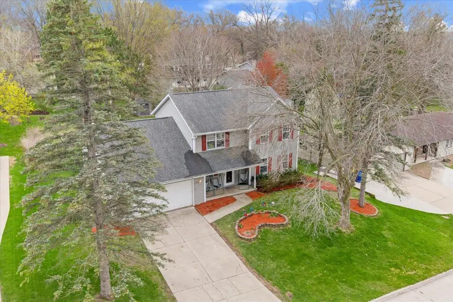 2655 INDIAN HILL DRIVE, Green Bay, WI 54313 - #2