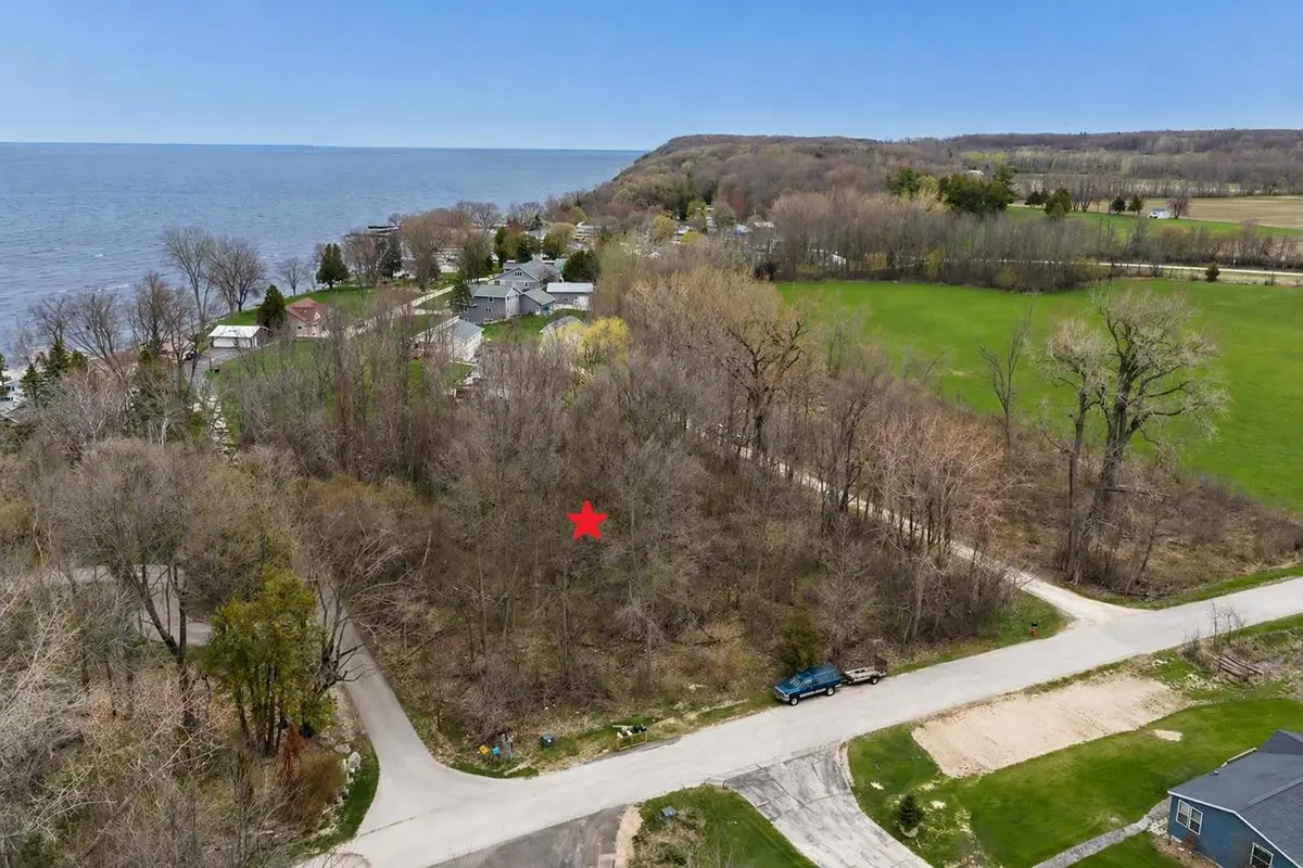 N BAYSHORE ROAD, Brussels, WI 54204 - #1