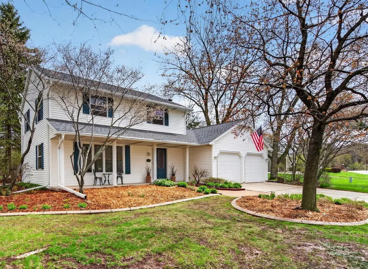 2429 MORNING STAR TRAIL, Green Bay, WI 54302 - #1