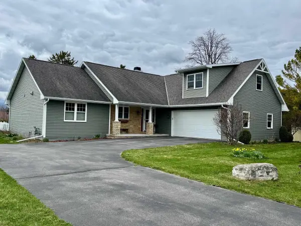 1823 KENTUCKY STREET, Sturgeon Bay, WI 54235