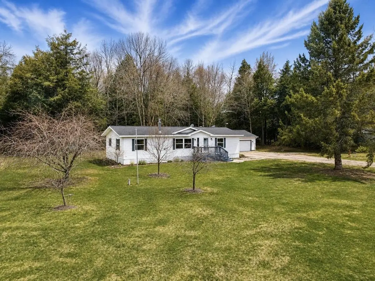 N4427 M-35, Menominee, MI 49858 - #1