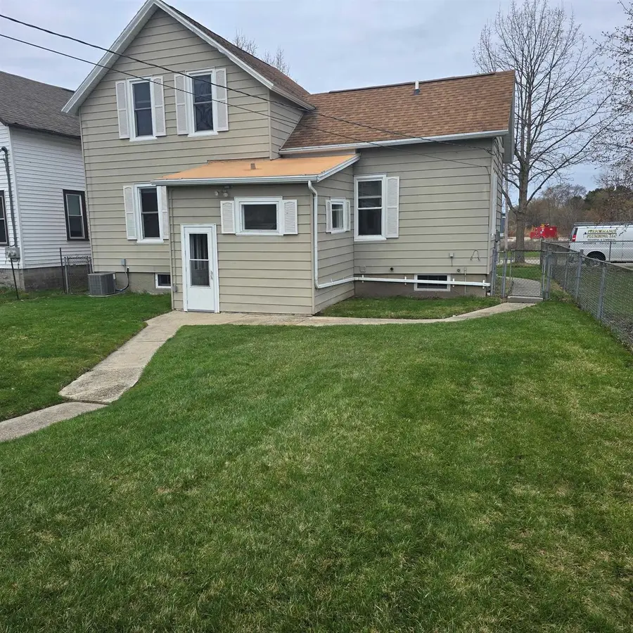1132 MADISON AVENUE, Marinette, WI 54143 - #3