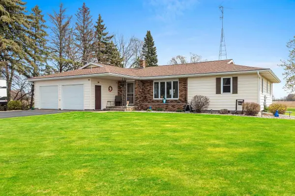 N5596 RANGE LINE ROAD, Shawano, WI 54166