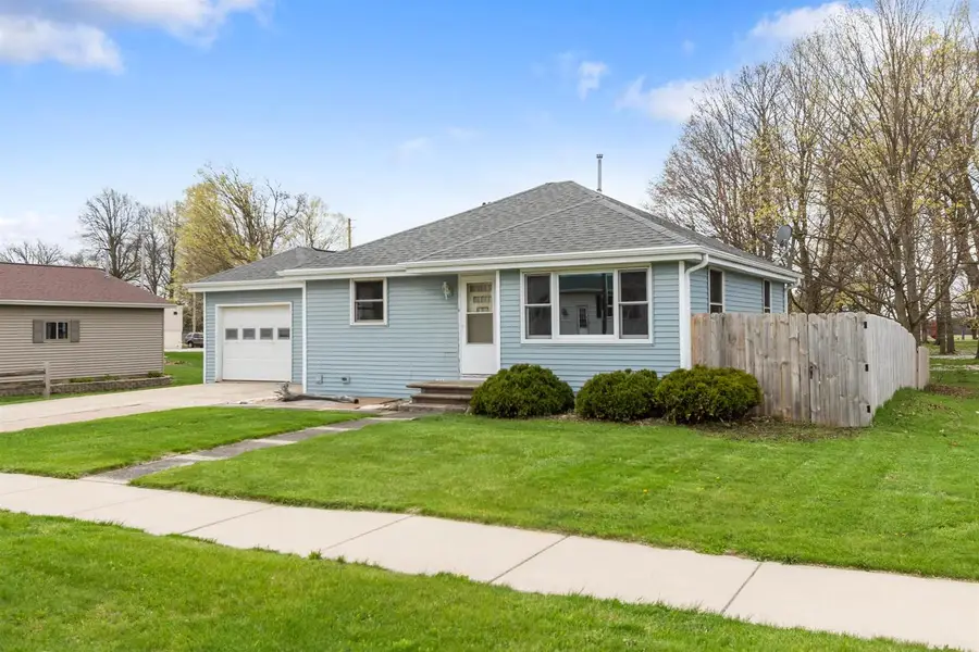 611 CHURCH AVENUE, Casco, WI 54205 - #2