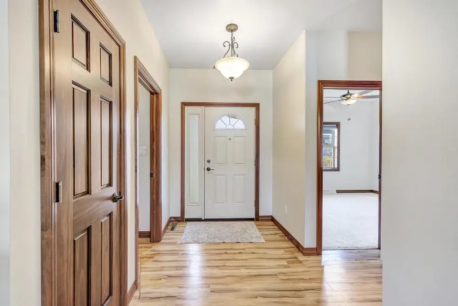 2206 BLUE STEM LANE, De Pere, WI 54115 - #2