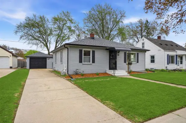 1802 S ADAMS STREET, Appleton, WI 54915
