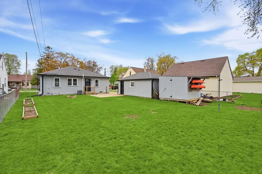 1802 S ADAMS STREET, Appleton, WI 54915 - #3