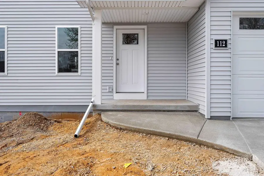 112 E LAW STREET, New London, WI 54961 - #3