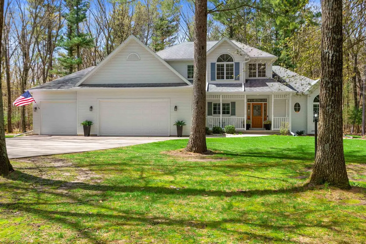 N1996 MAJESTIC PINES CIRCLE, Wautoma, WI 54982 - #1