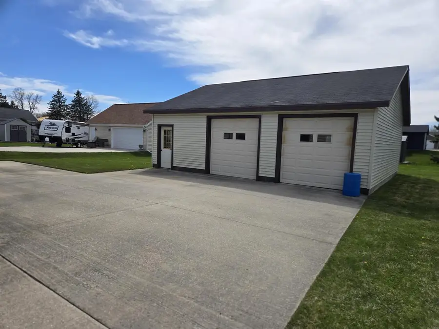 2020 HERMAN ROAD, Manitowoc, WI 54220 - #3