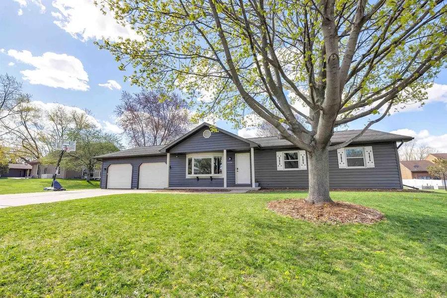 2658 GREENBRIER ROAD, Green Bay, WI 54311 - #3