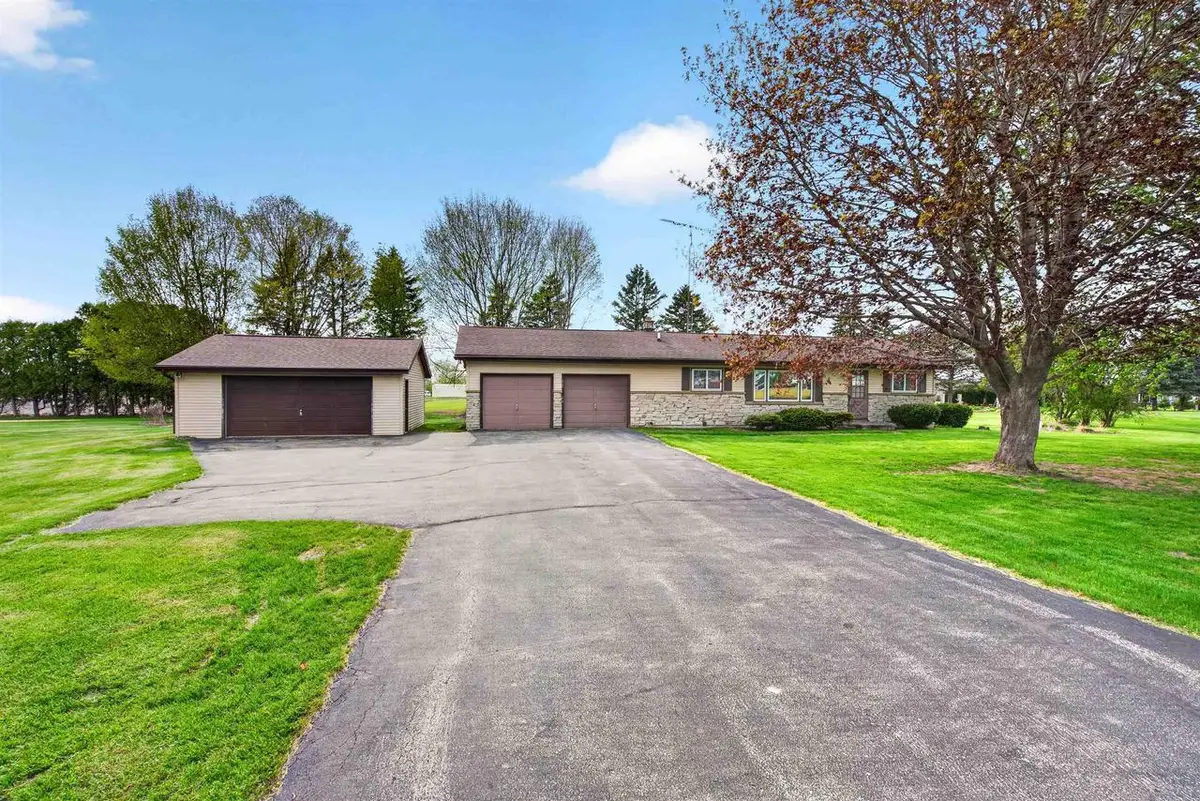N5782 FAIRVIEW ROAD, Fond Du Lac, WI 54937 - #1