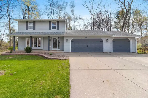 3126 INVERNESS LANE, New Franken, WI 54229