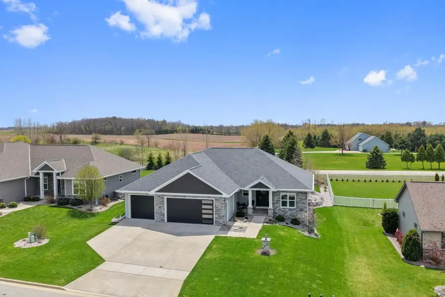3492 MAYAPPLE DRIVE, Green Bay, WI 54311 - #2