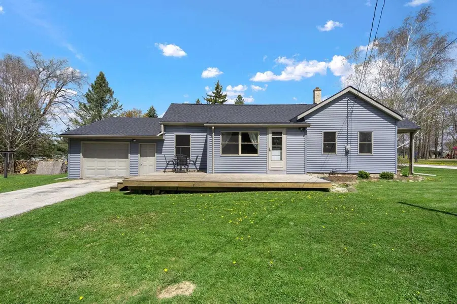 404 N SWIFT STREET, Glenbeulah, WI 53023 - #2