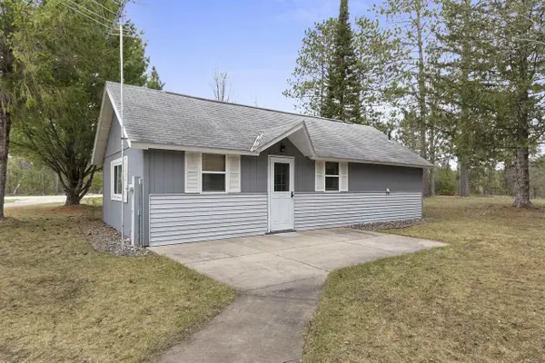 W11515 EAGLE ROAD, Crivitz, WI 54114