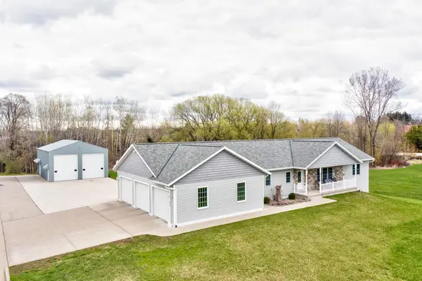 150 KENYON, Pound, WI 54161