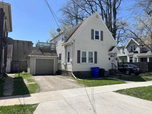 709 W ELSIE STREET, Appleton, WI 54914