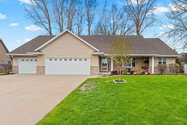 2460 WARM MEADOWS DRIVE, Green Bay, WI 54303